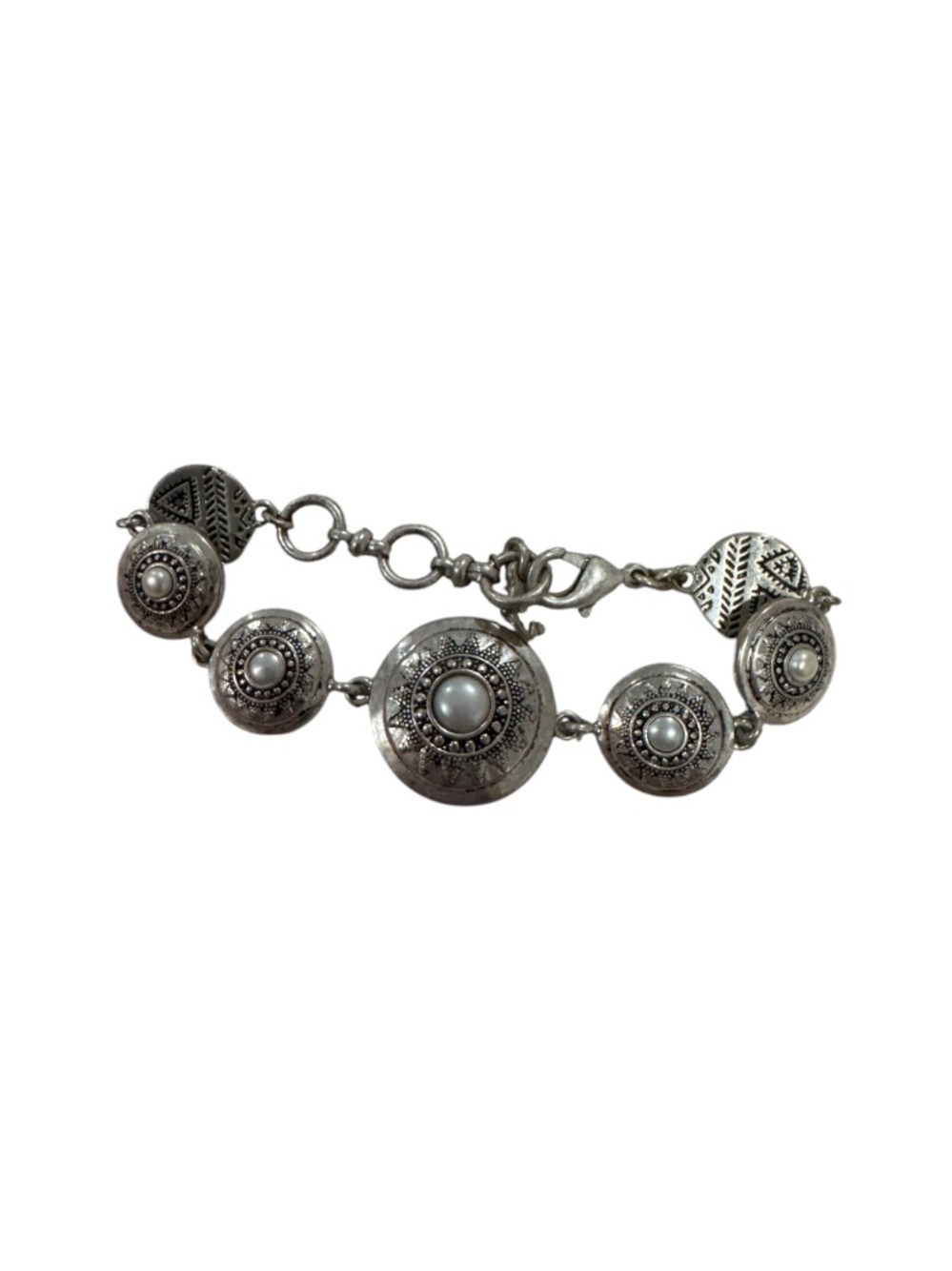 Lucky Brand Silver-Tone Beaded Disc Bracelet with Faux Pearl Accents